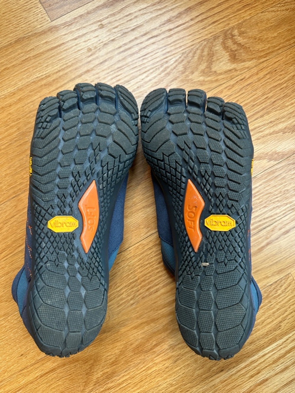 Vibram FiveFingers Navy and Orange Toe Shoes - Picture 2 of 8